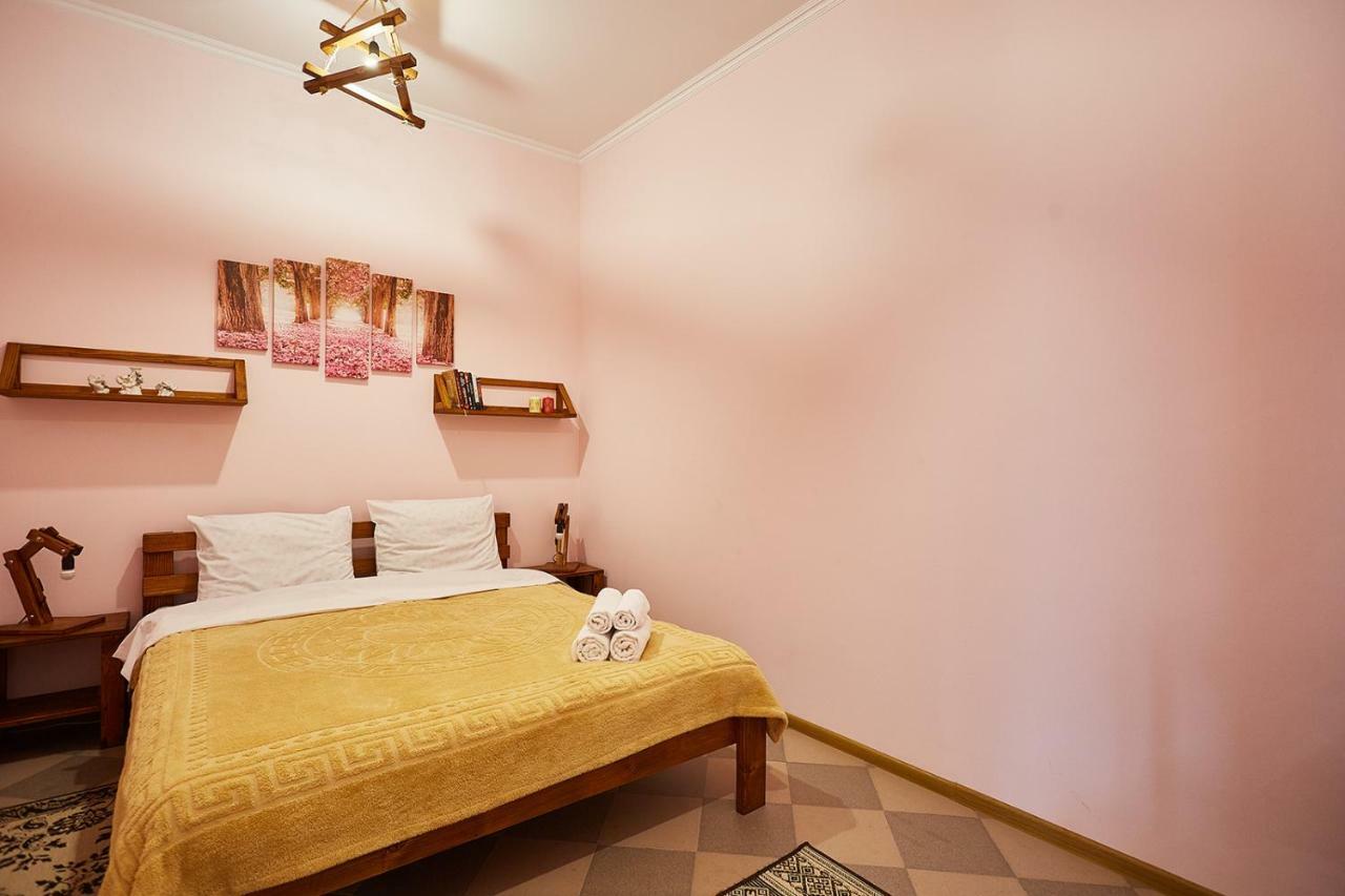 Sweet Home Kamianets-Podilskyi Εξωτερικό φωτογραφία